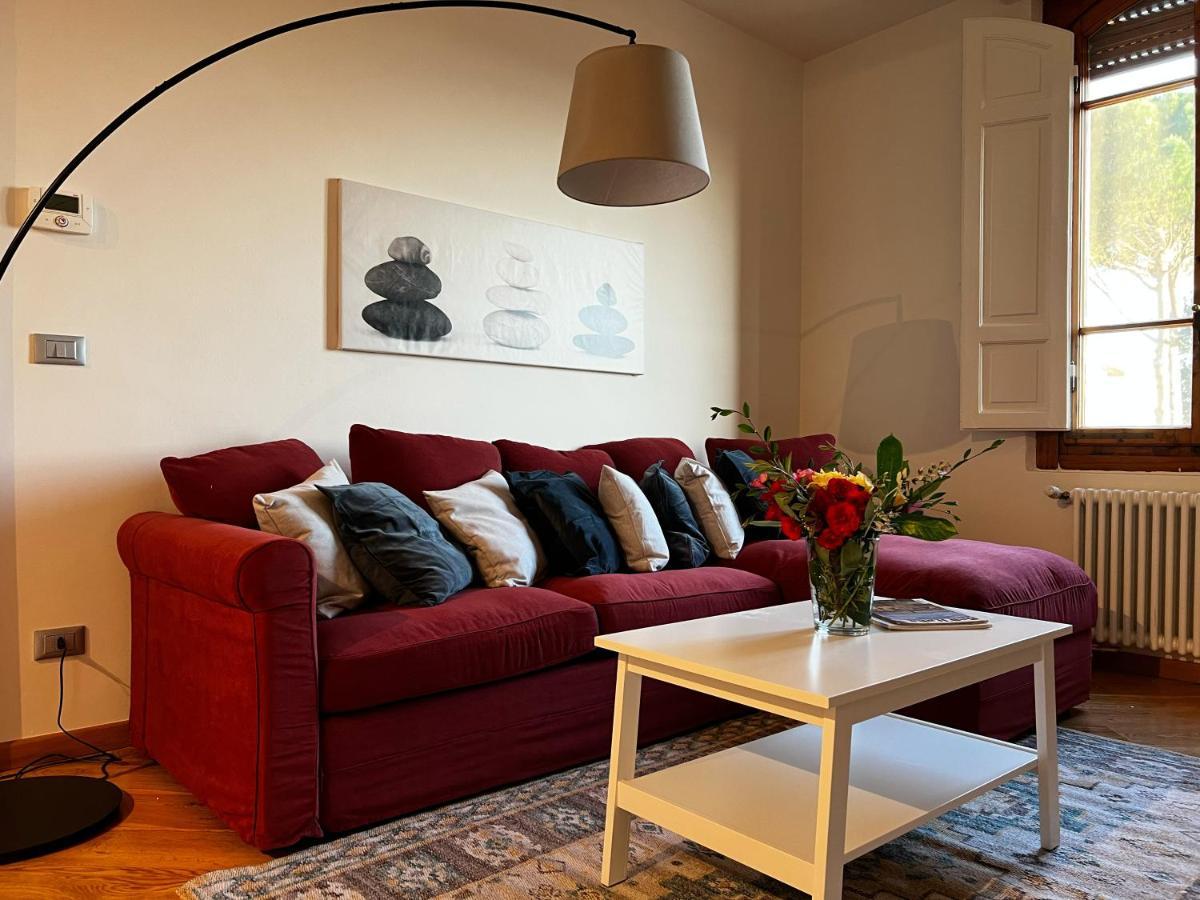 Chic Apt In Villa - Dolcevita Holiday Firenze Bagian luar foto