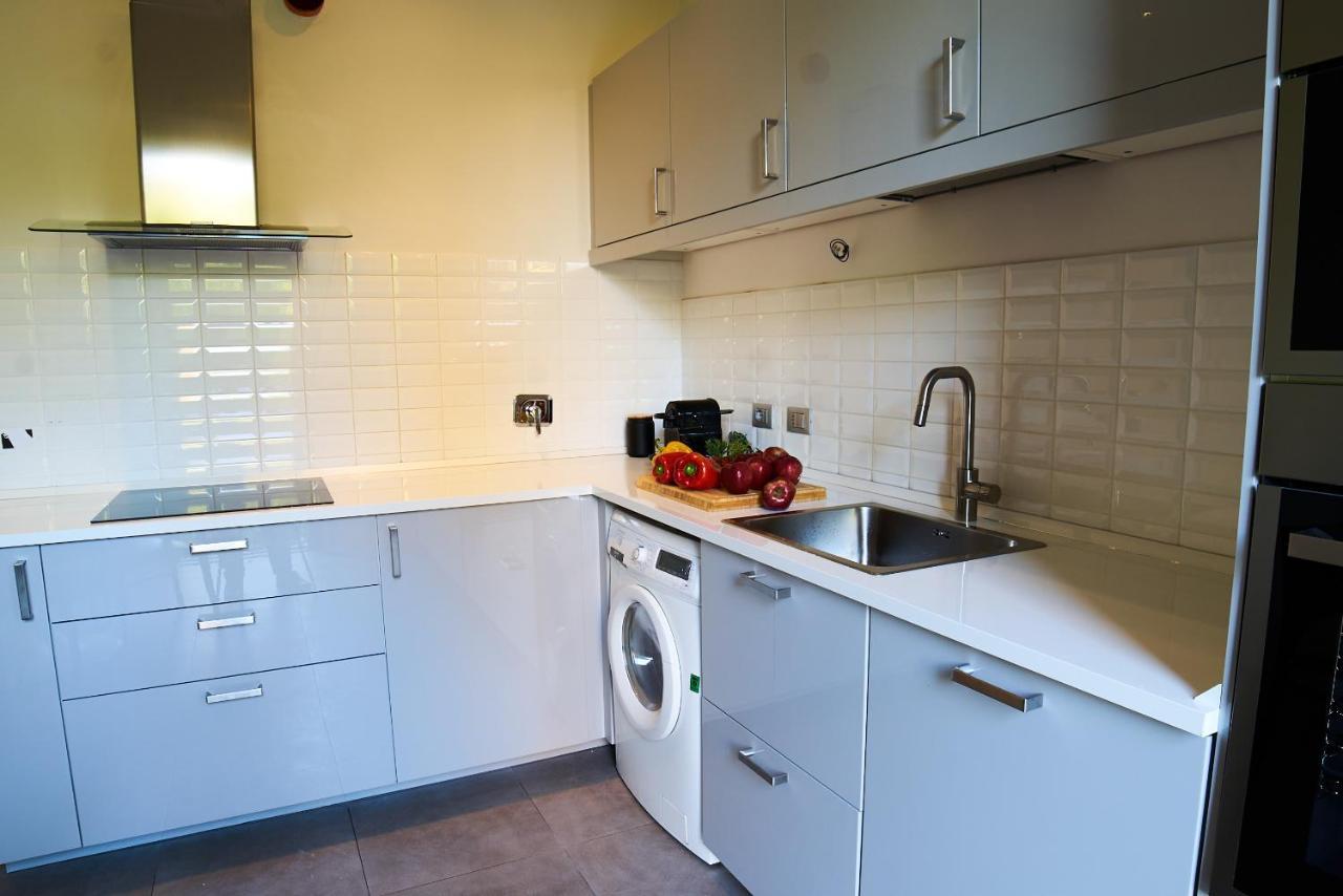 Chic Apt In Villa - Dolcevita Holiday Firenze Bagian luar foto