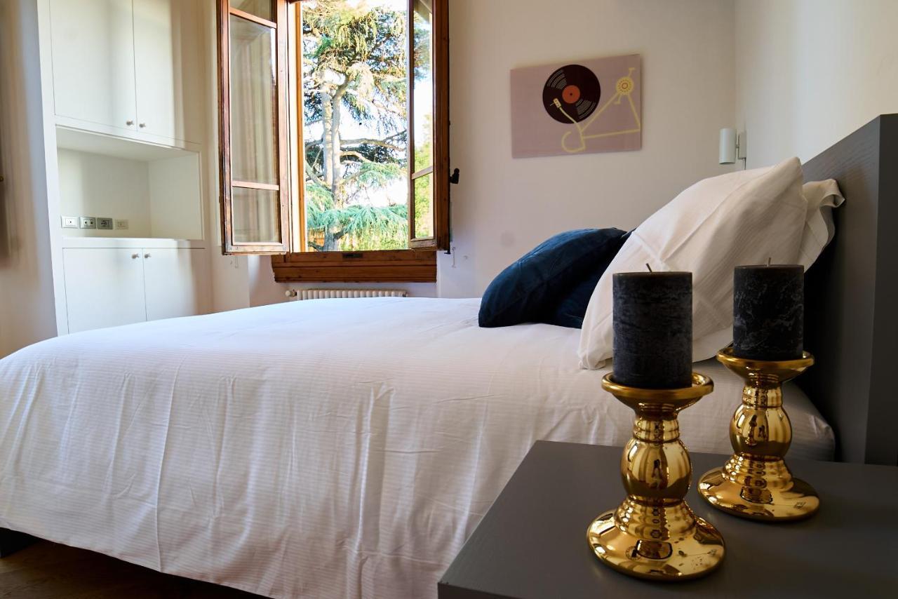 Chic Apt In Villa - Dolcevita Holiday Firenze Bagian luar foto