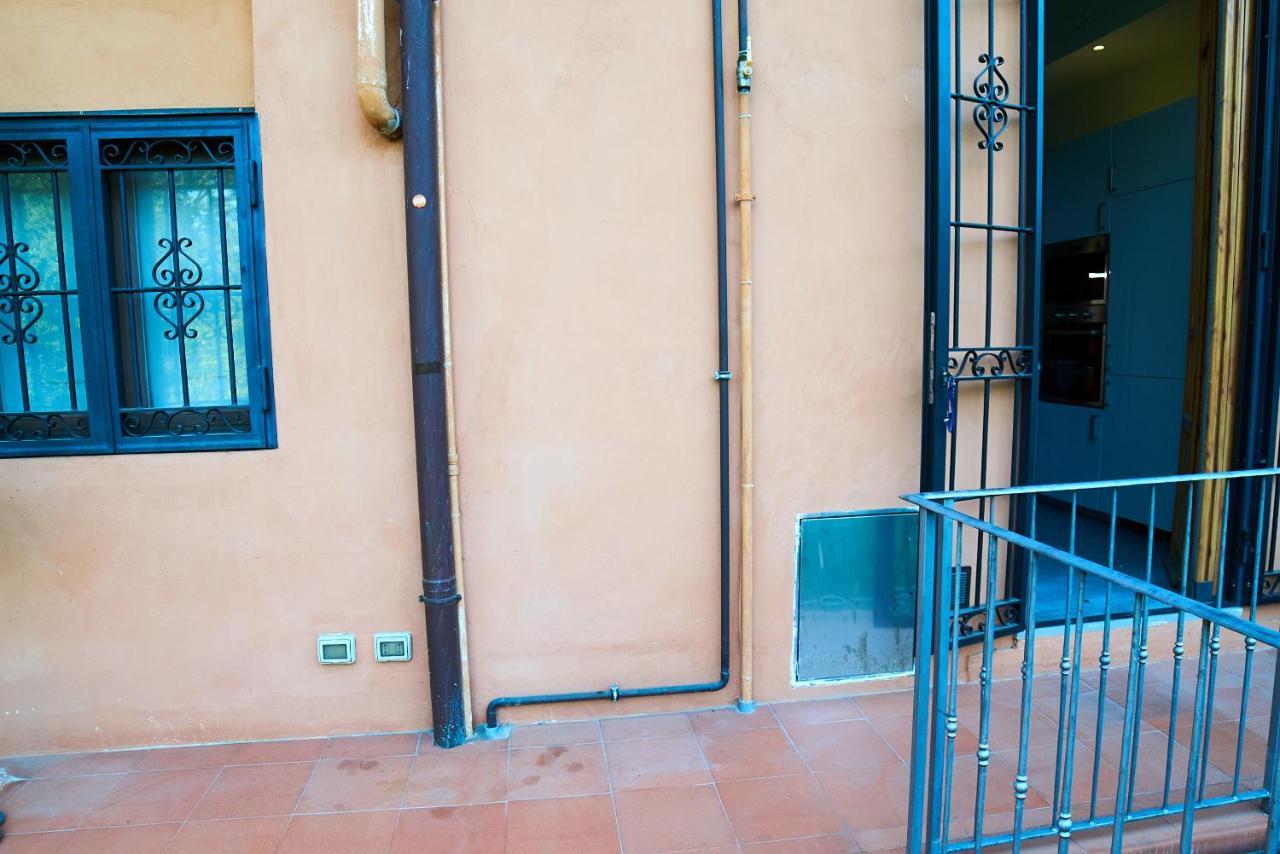 Chic Apt In Villa - Dolcevita Holiday Firenze Bagian luar foto