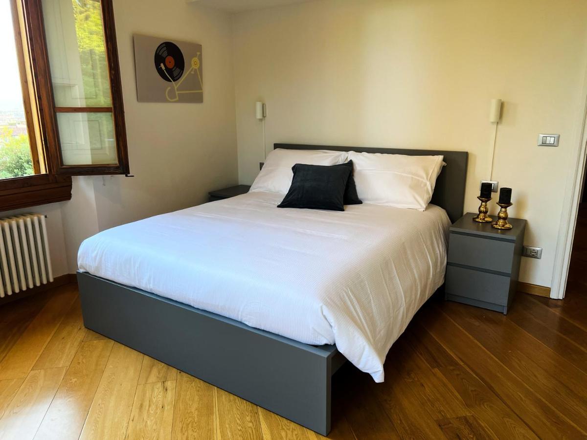 Chic Apt In Villa - Dolcevita Holiday Firenze Bagian luar foto